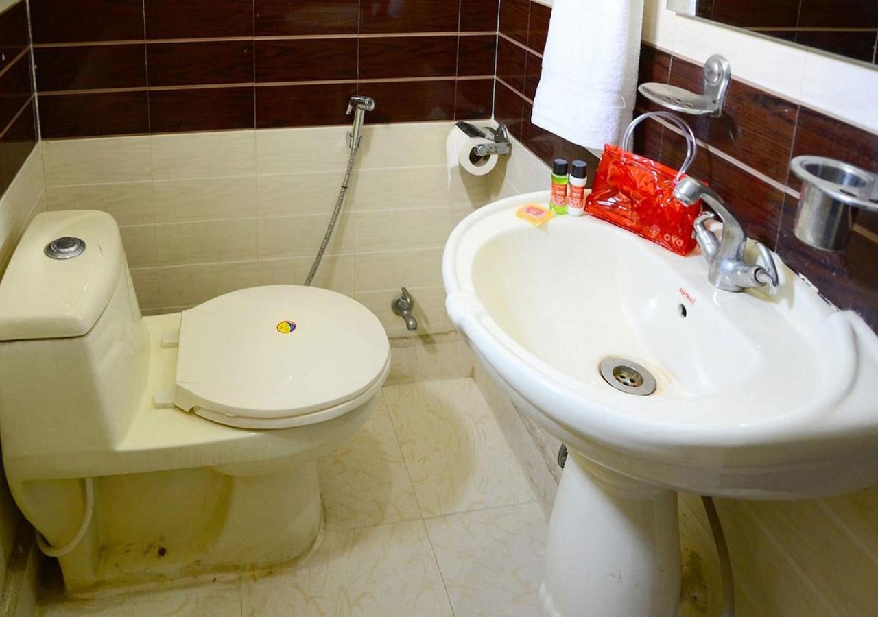 Hotel Olive & Blue - Govt Approved Hotel Near Delhi Airport Nuova Delhi Esterno foto