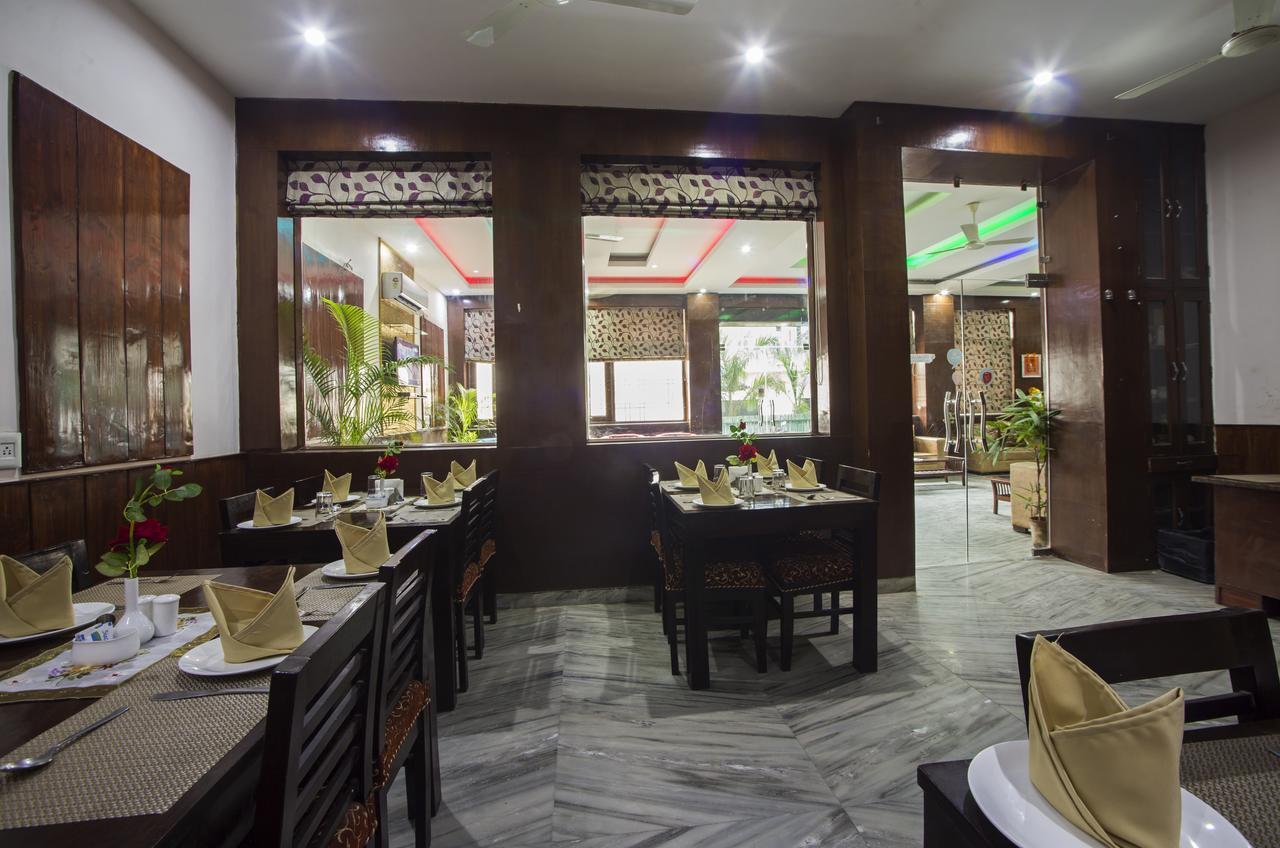 Hotel Olive & Blue - Govt Approved Hotel Near Delhi Airport Nuova Delhi Esterno foto